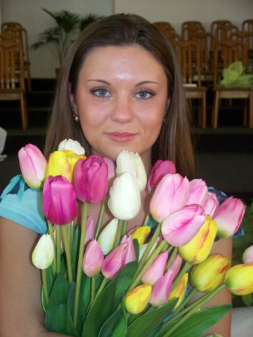 looking woman - kievukrainegirls.com